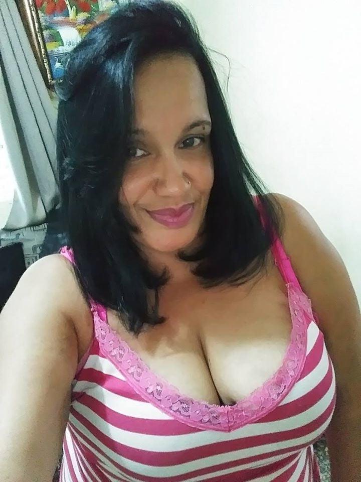 25P julia meneses mature granny ass culo grande