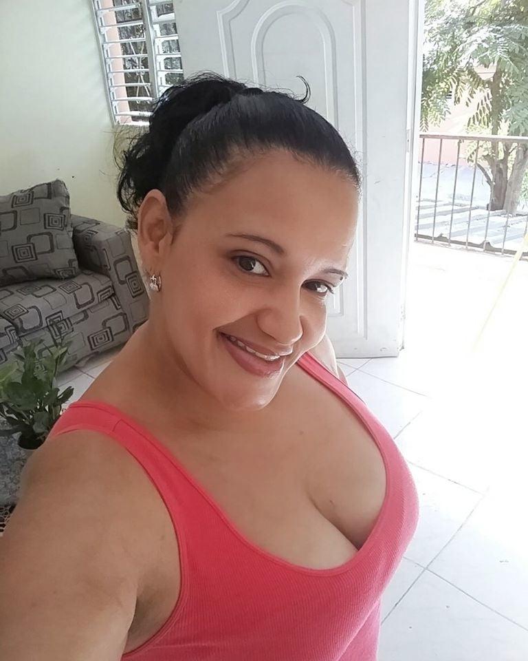 25P julia meneses mature granny ass culo grande