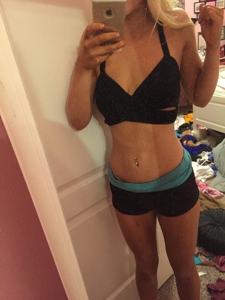 20P Me Baby Sara Mix My Sexy Body And Pirced Nipples #1