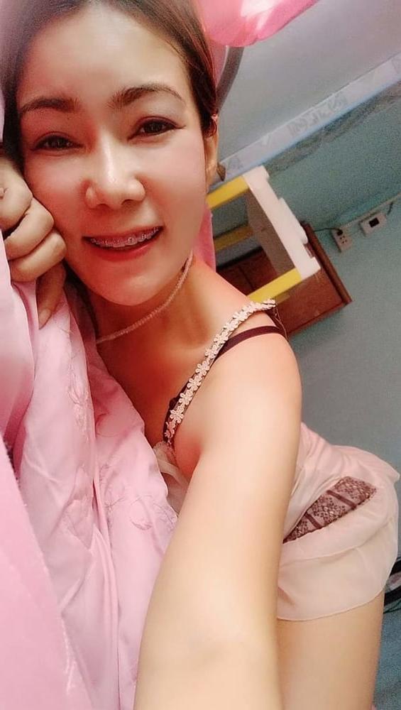 14P Gadis cantik tetek besar