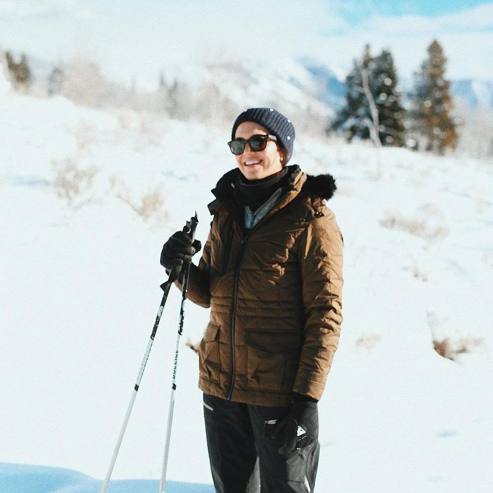 21P Mandy Moore - Jackson Hole Vacation IG (2018)