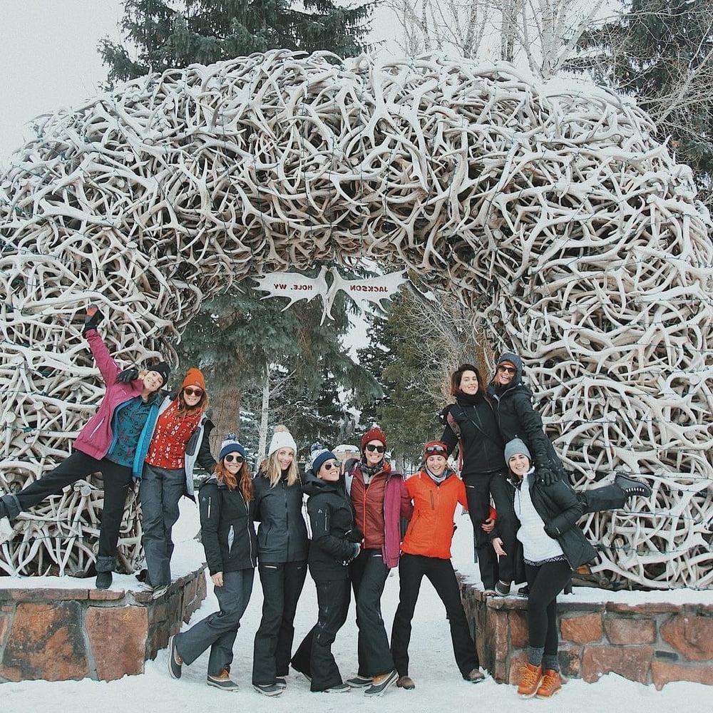 21P Mandy Moore - Jackson Hole Vacation IG (2018)