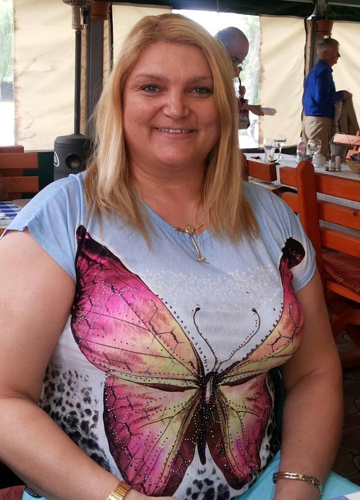 20P BBW - Mature - Clothed 6