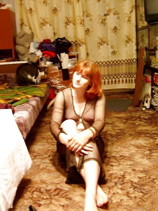 23P RUSSIAN REDHEAD AMATEUR