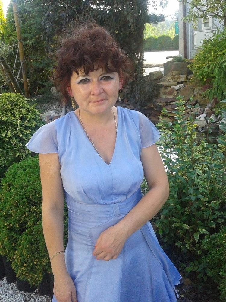 20P Granny Dressed 20