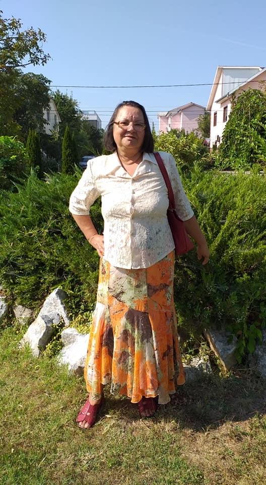 20P Granny Dressed 20