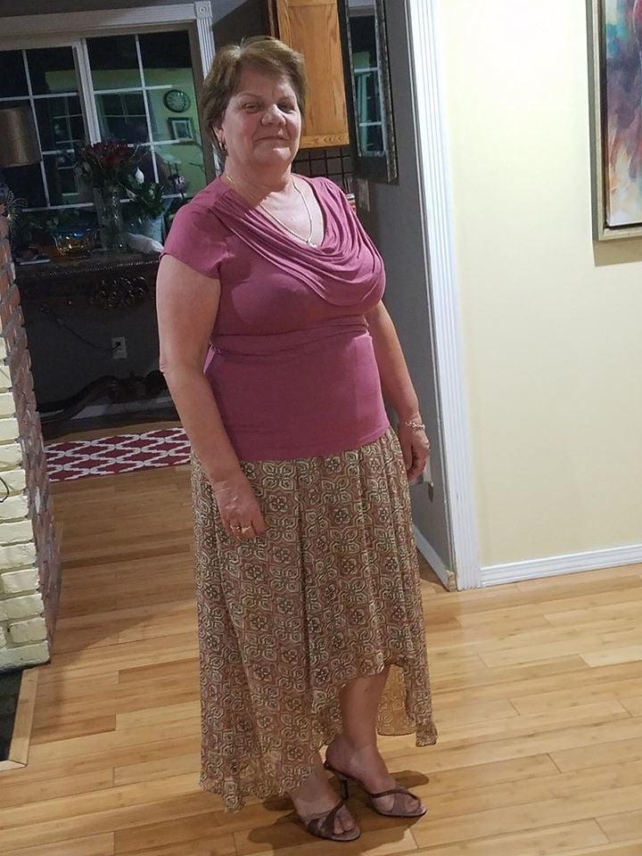 20P Granny Dressed 20