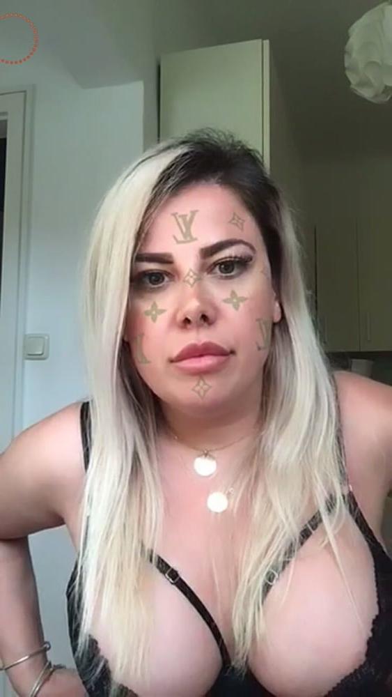 14P Bust sexy blonde live facebook romanian