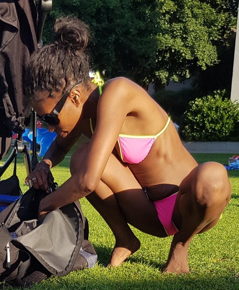22P Expose black girl