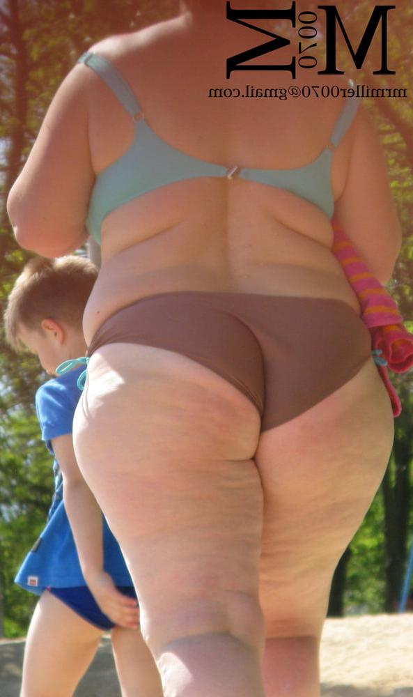 14P Granny and Milf in bikini (BBW)