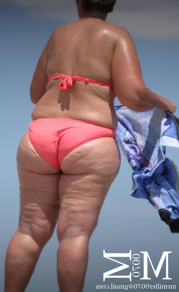 14P Granny and Milf in bikini (BBW)