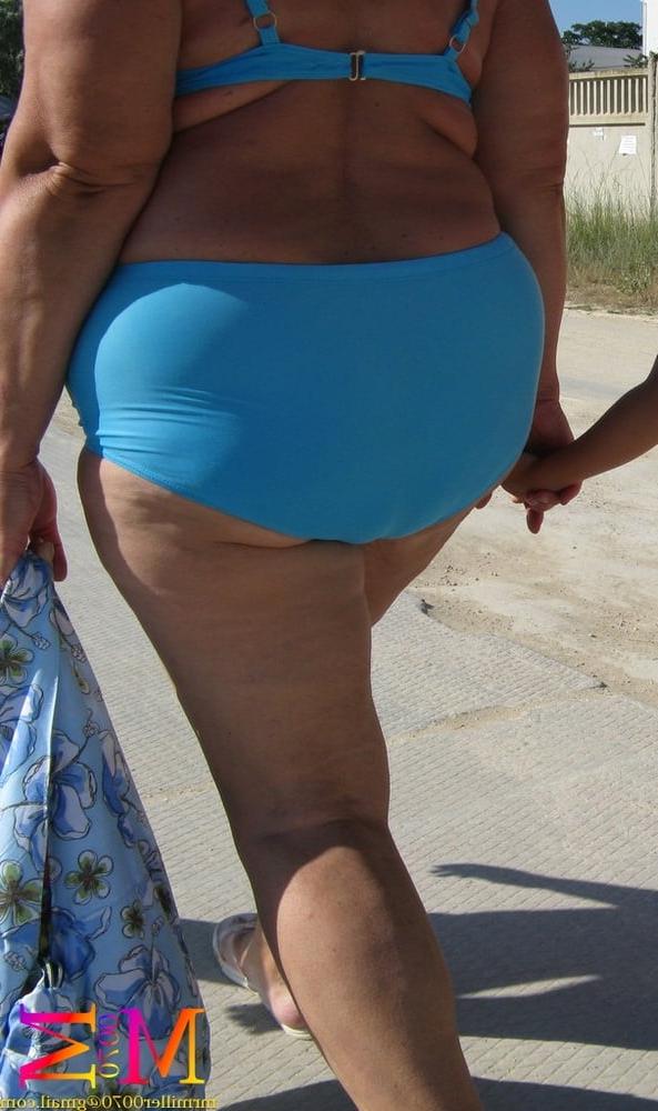 8P HUGE ASS MILF and GRANNY