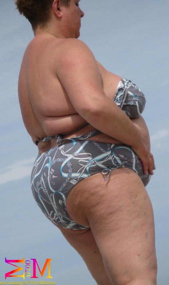 8P HUGE ASS MILF and GRANNY