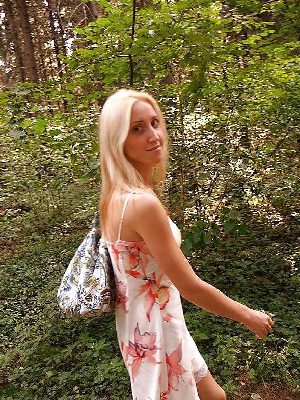 25P NICE RUSSIAN AMATEUR OUTDOOR
