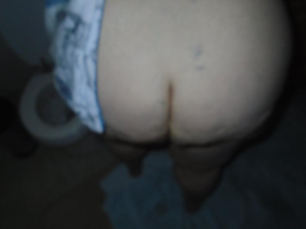 25P Fundul anal suculent matur spatios matur in 60 de ani