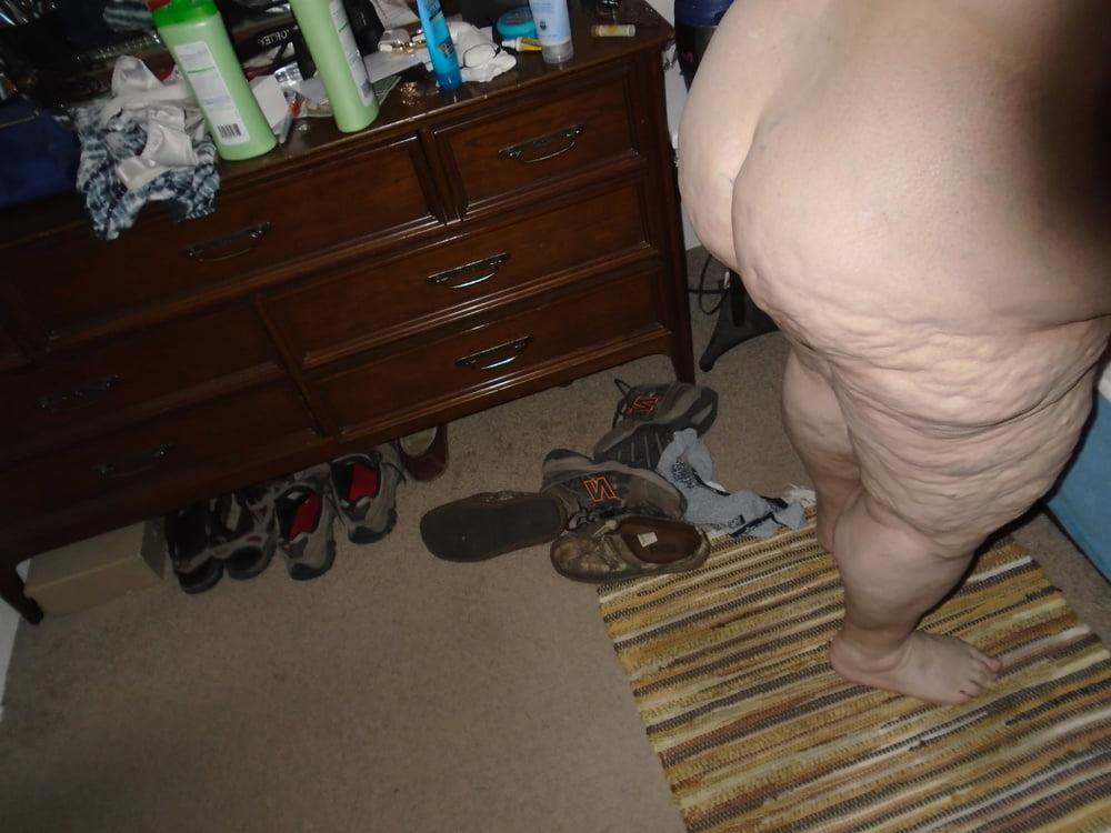 25P Fundul anal suculent matur spatios matur in 60 de ani