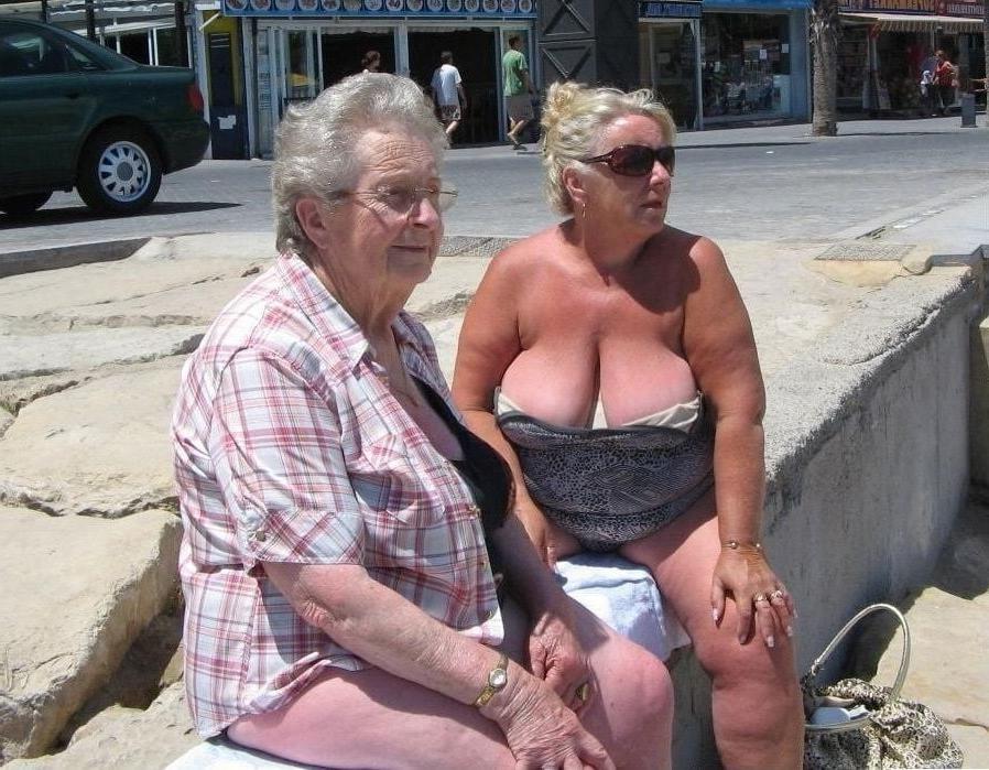 25P Webtastic Special: Granny Time Vol.1281