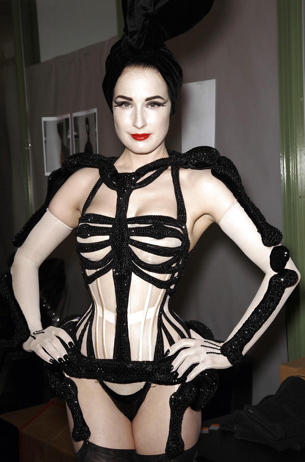 19P Dita van teese 3