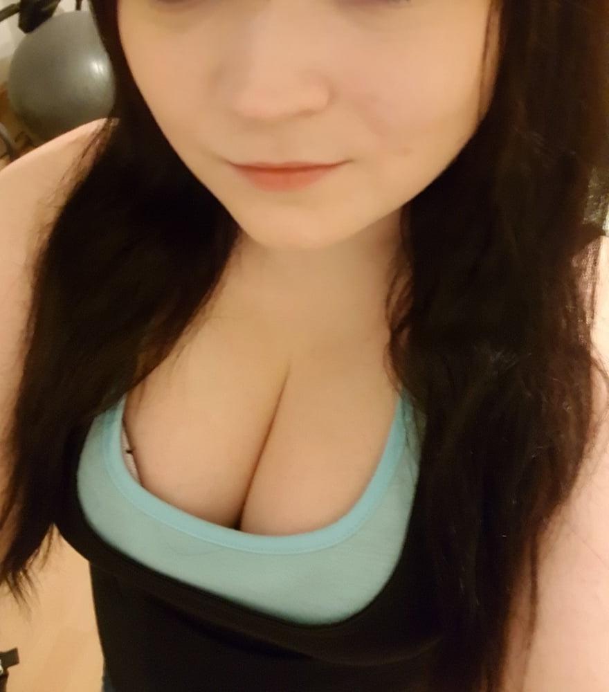 25P Geiles german BBW Teen Maria RiesneEuter und dicker Arsch