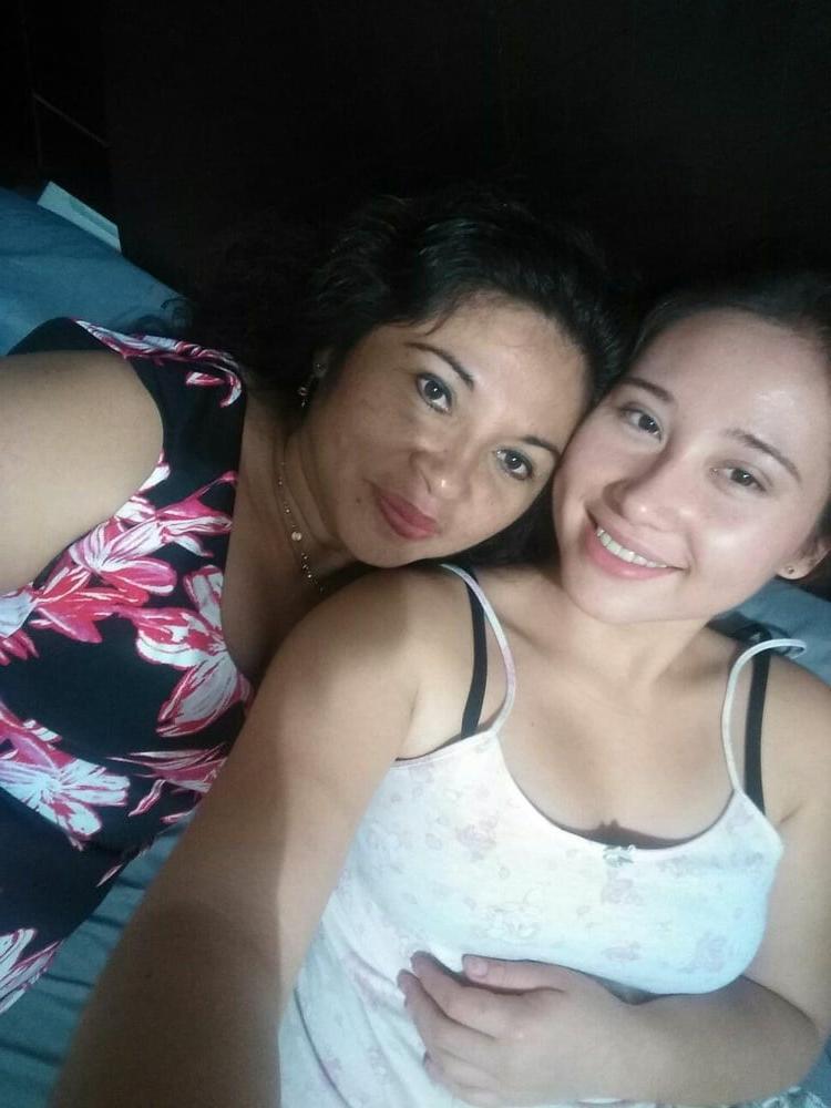 25P mom and daughter