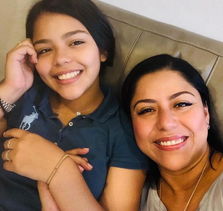 25P mom and daughter