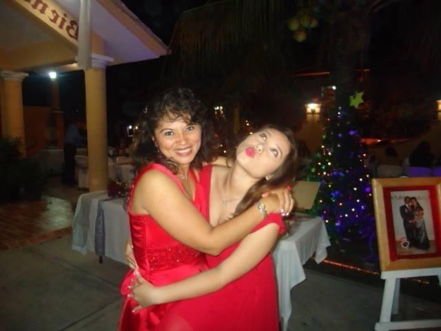 25P mom and daughter
