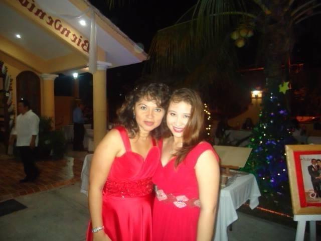25P mom and daughter