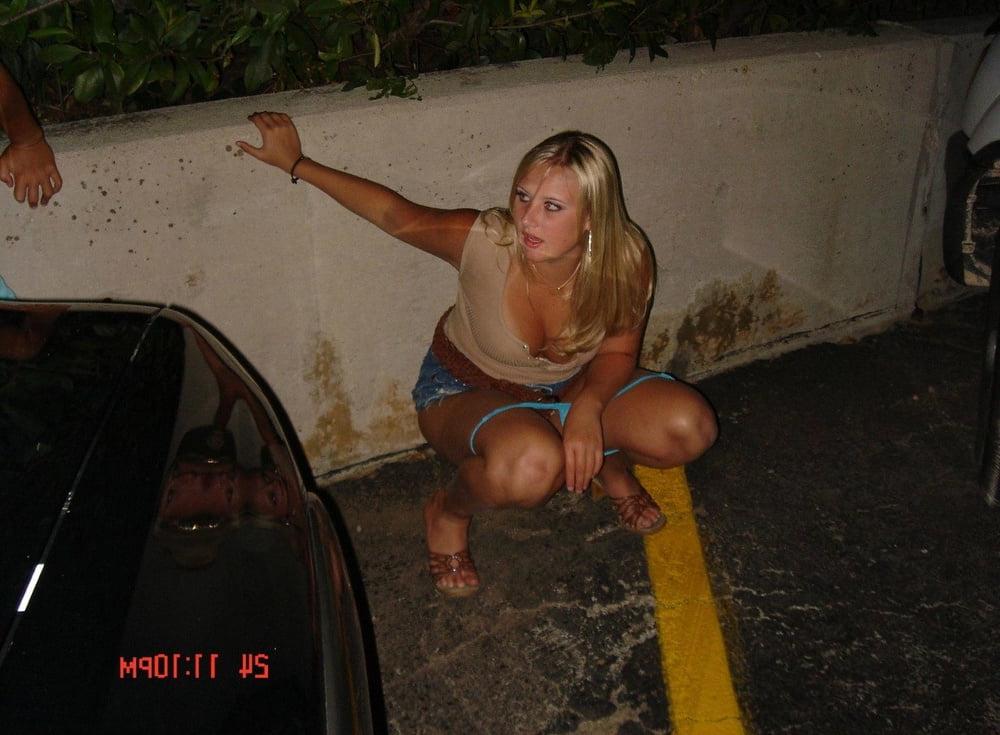 5P public pissing