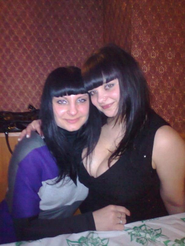 15P Busty Russian Woman 3675