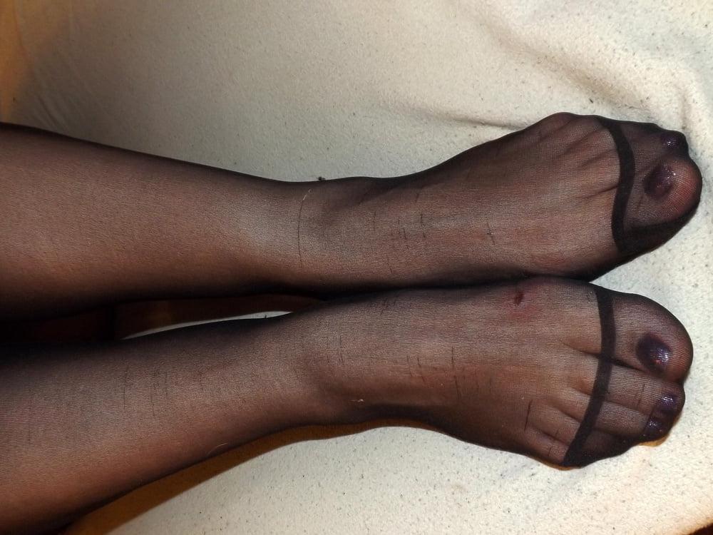 25P BBW Feet in black Nylons