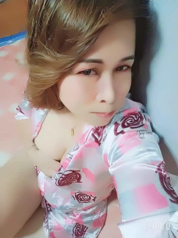 25P Makcik tetek besar