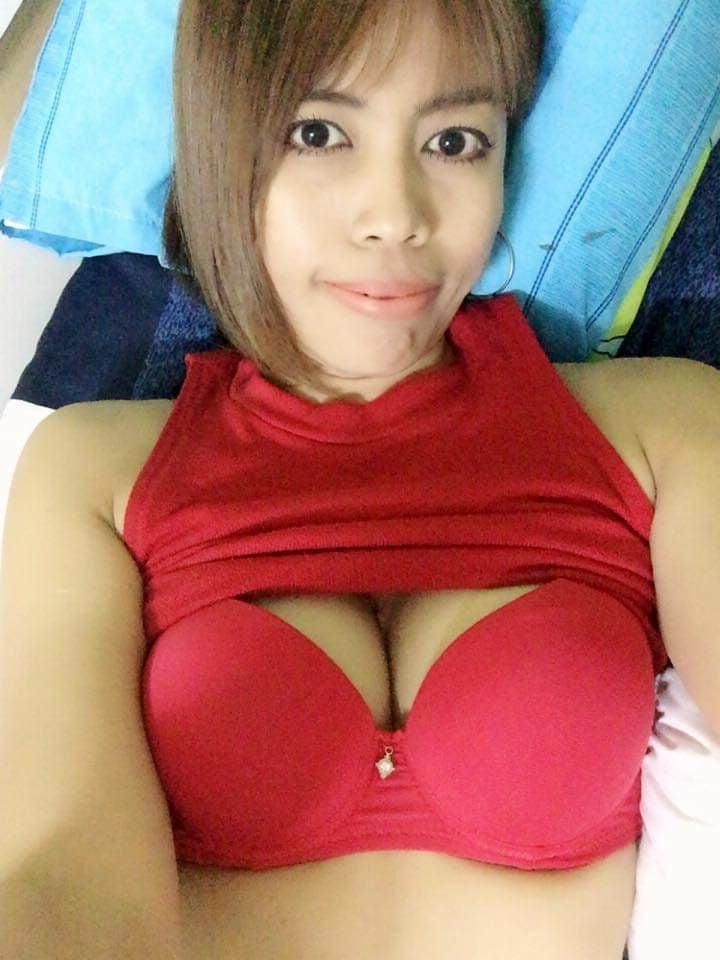 25P Janda montok, Tebal, Tetek besar