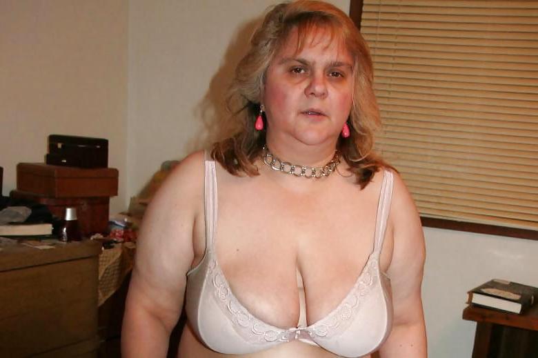 20P Granny Lingerie 12