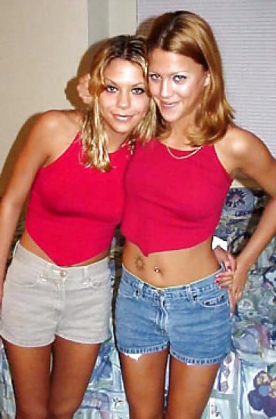 25P Mom and daughter's friends 4