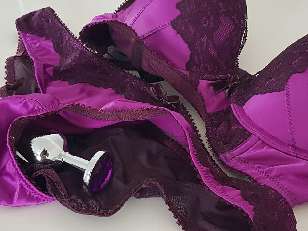 8P Wife's lingerie and jewel butt plug.