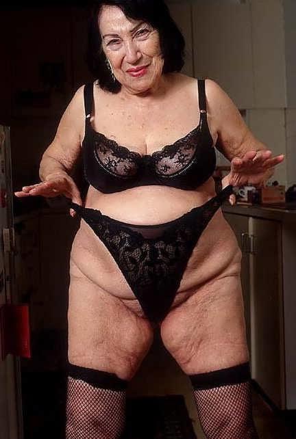 25P Granny Gallore 9