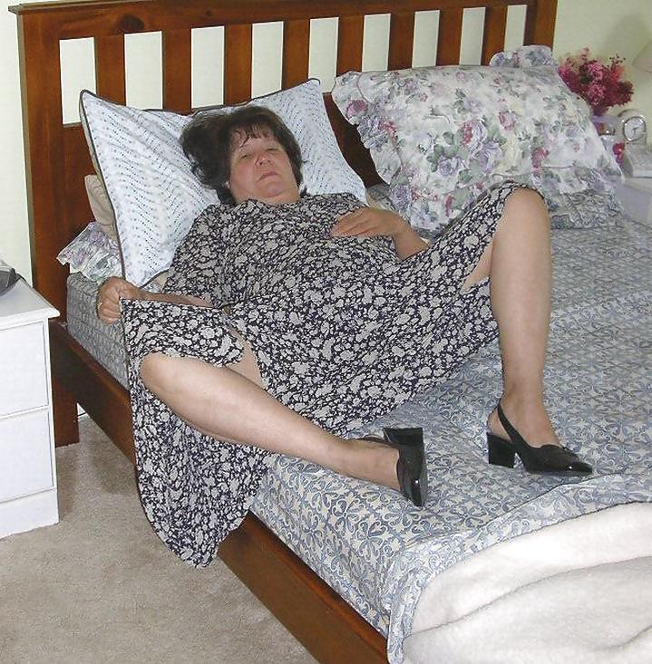 25P Rosemary sexy legs and upskirt 5