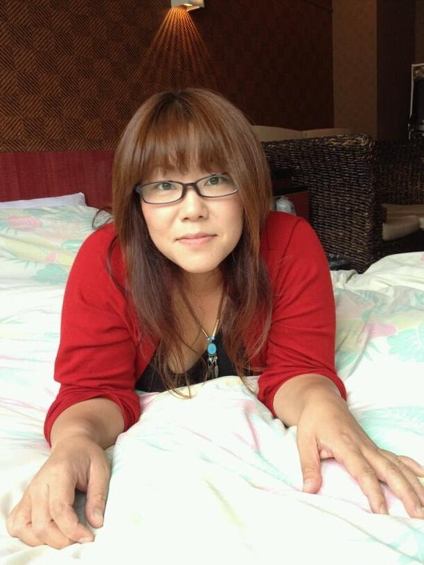 10P Amateur Asian 2390