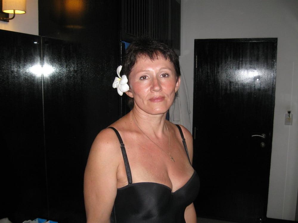 13P Russian street whore