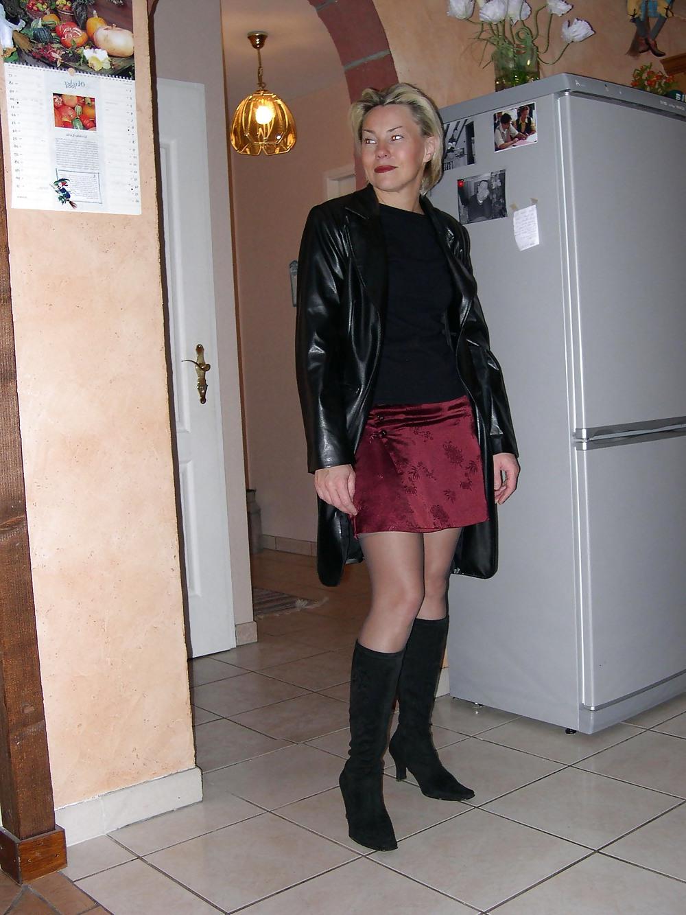 25P Hot Mature Lady