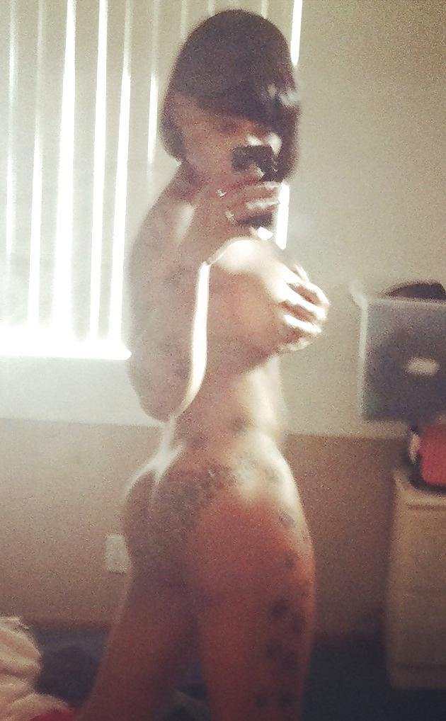 25P Self shot ebony college girls 6