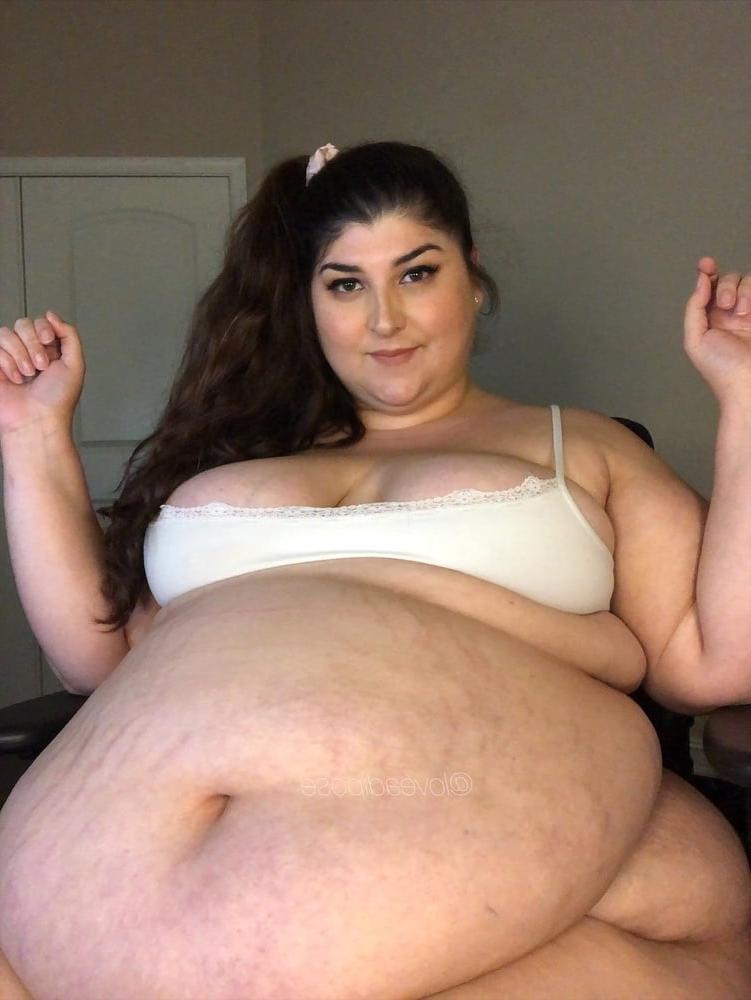 25P non nude fatty's 03