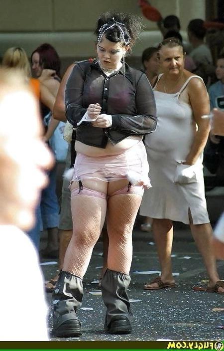 25P non nude fatty's 03