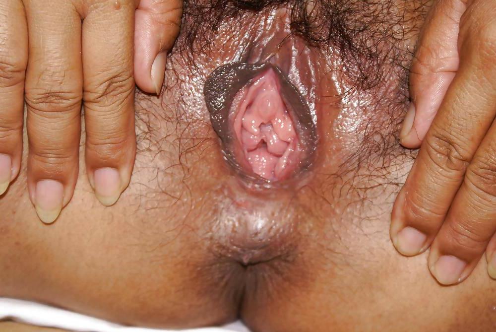 12P Cunt close up