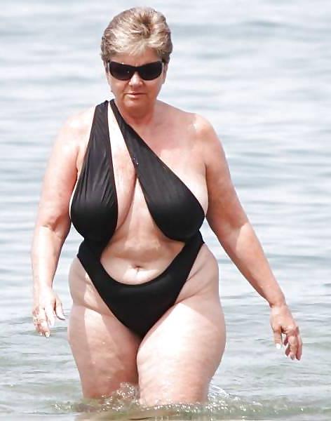 19P Mature-BBW-Ladies 143