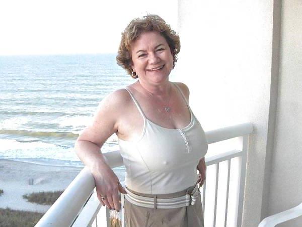 19P Mature-BBW-Ladies 143