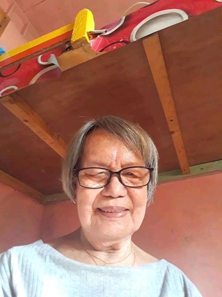 16P My 81 years old filipina granny gf so yummy.