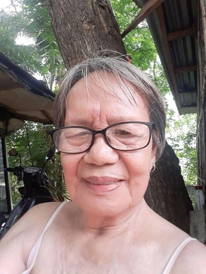 16P My 81 years old filipina granny gf so yummy.