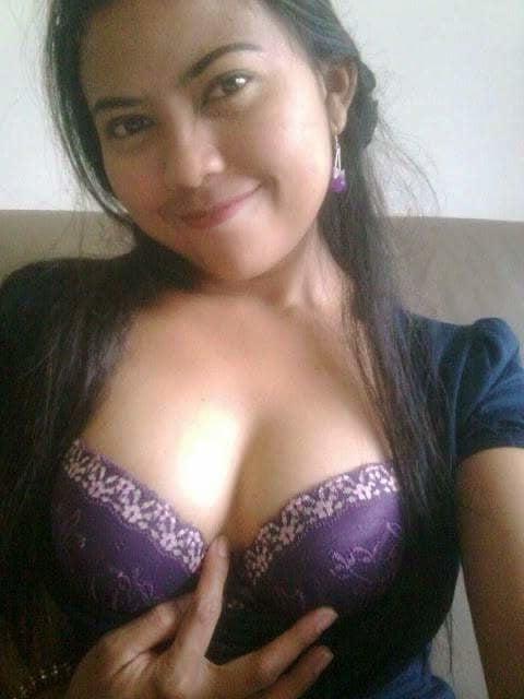 11P Awek melayu