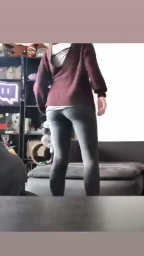 17P Girls Part 46. (Nice brunette butt special!)
